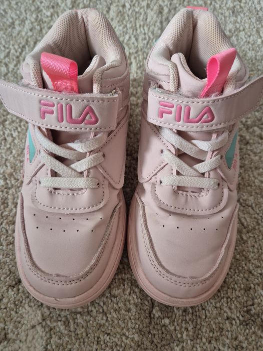 Adidasi fila marimea 30