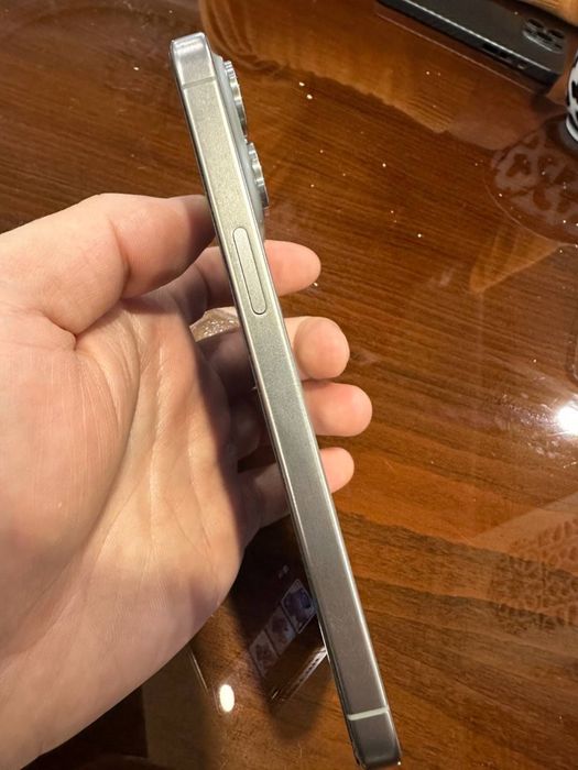 15 pro max 256gb.  96%