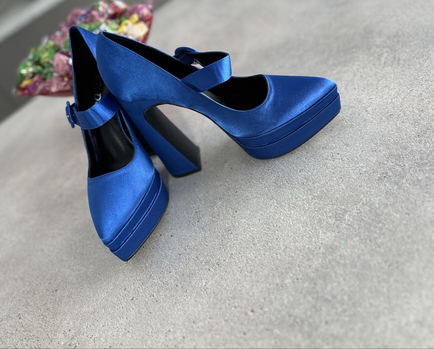 Pantofi noi tip stiletto