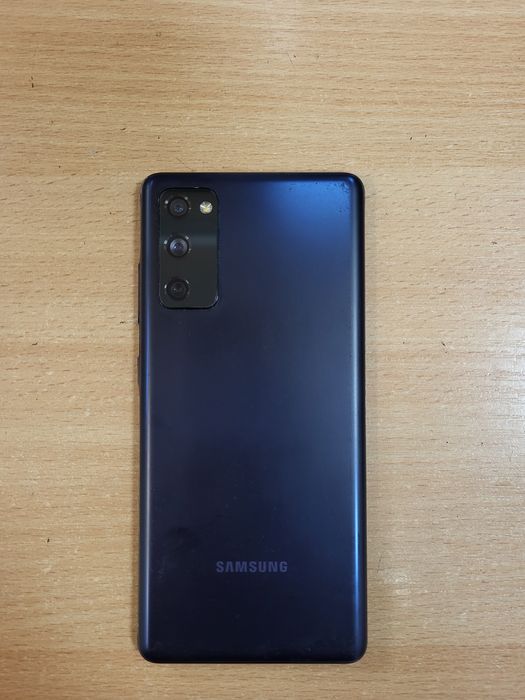 Продам Samsung S20FE