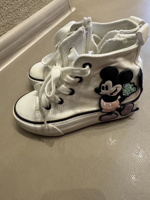 Adidas маратонки