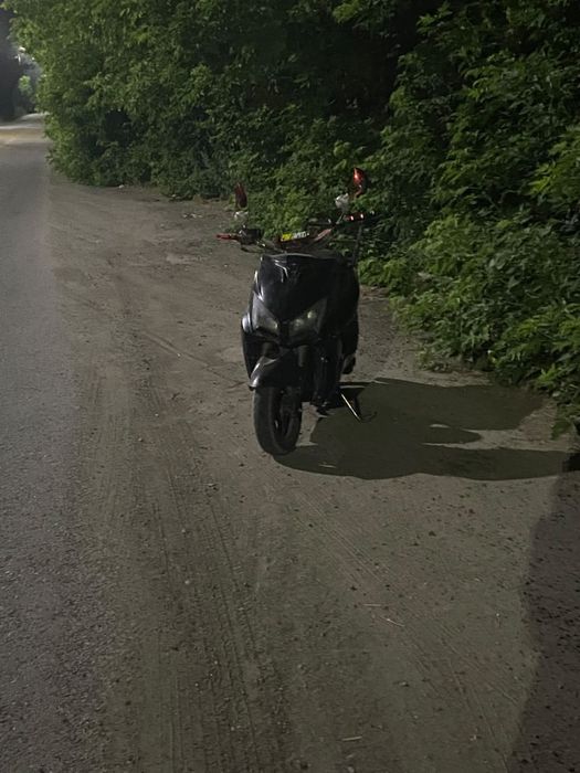 Продам М8 в нормальном состояние