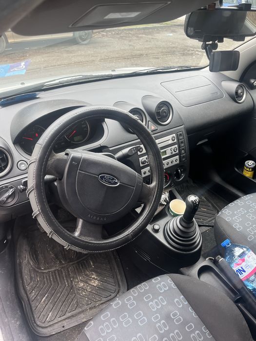 Форд фиеста с двата талона