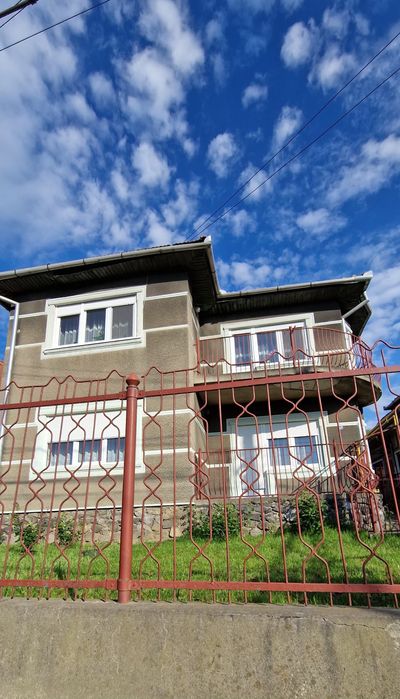 Casa de vanzare  tip duplex