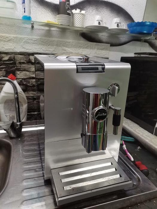 Service autorizat / Reparații și Vânzări Espressoare/Expresoare