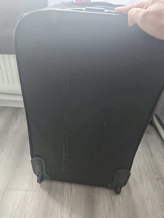 Платнен куфар 30€