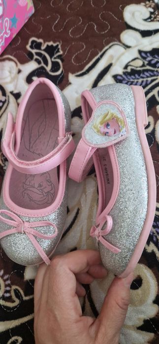 Детские туфли для девочки
