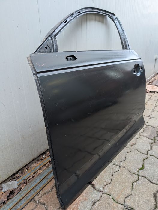 Предна лява врата Audi а4 б9 a4 b9
