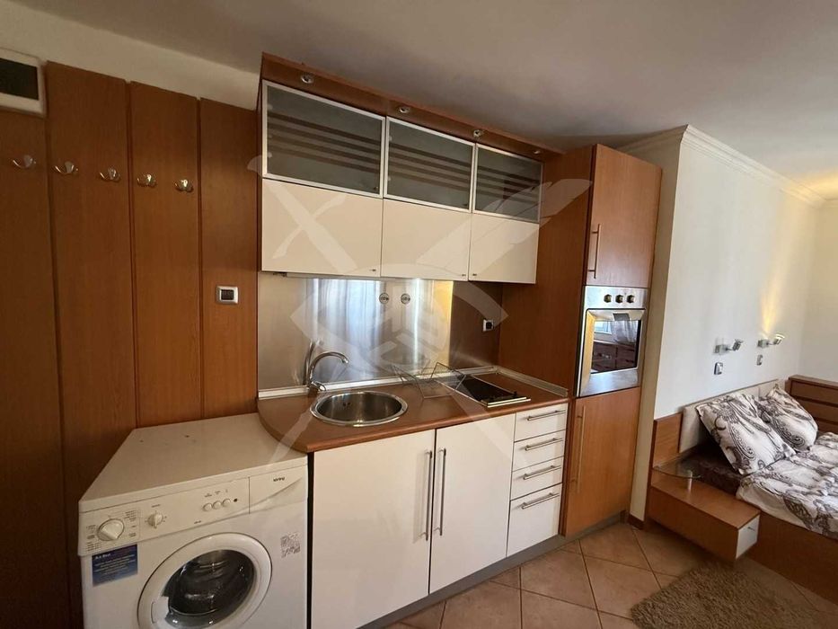 Дава се под наем Едностаен апартамент в София, Център - 33 кв.м за 550 € - Снимка #1