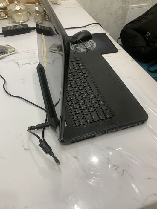 Продается ноутбук dell
