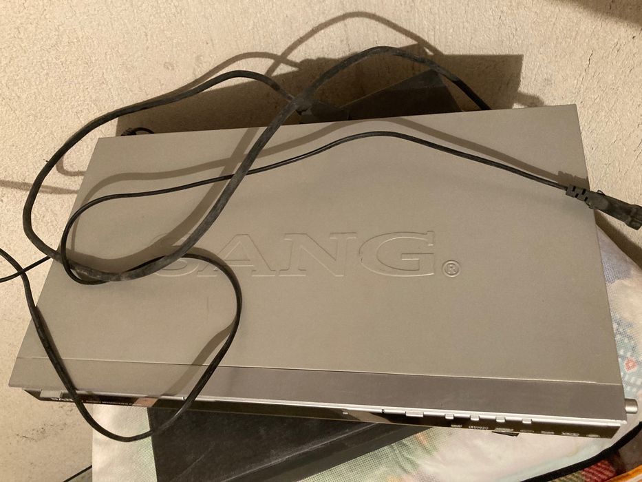 DVD видео плеяр SANG