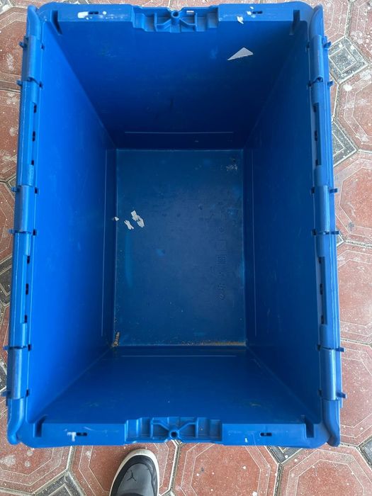 Buyumlar saqlash uchun konteyner