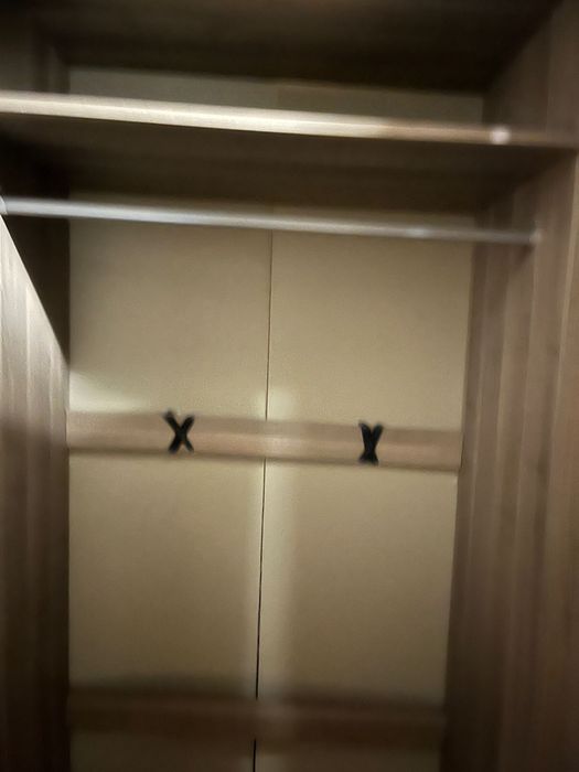 Продам шкаф платиновый