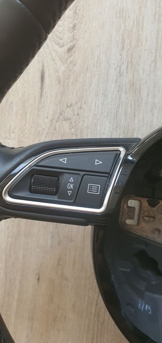 Волан за Ауди,Audi 2013 в добро състояние.