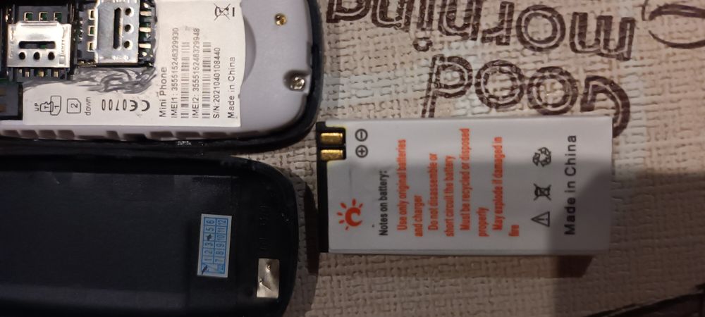 Мини телефон антика