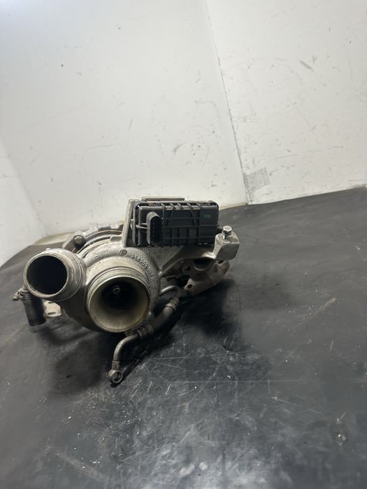 Turbina turbo BMW Seria 3 E90 E91 318d 316d 767378 | 143 cp