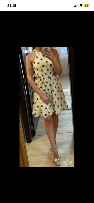 Рокля щампанско на точки