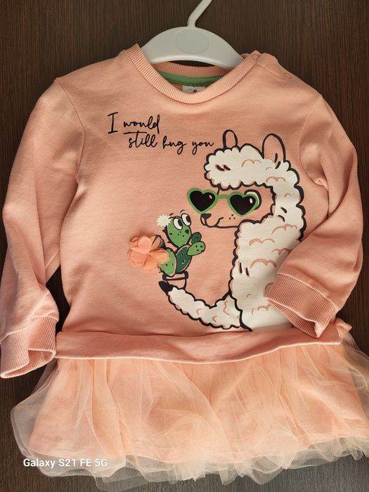 Продаются вещи на девочку