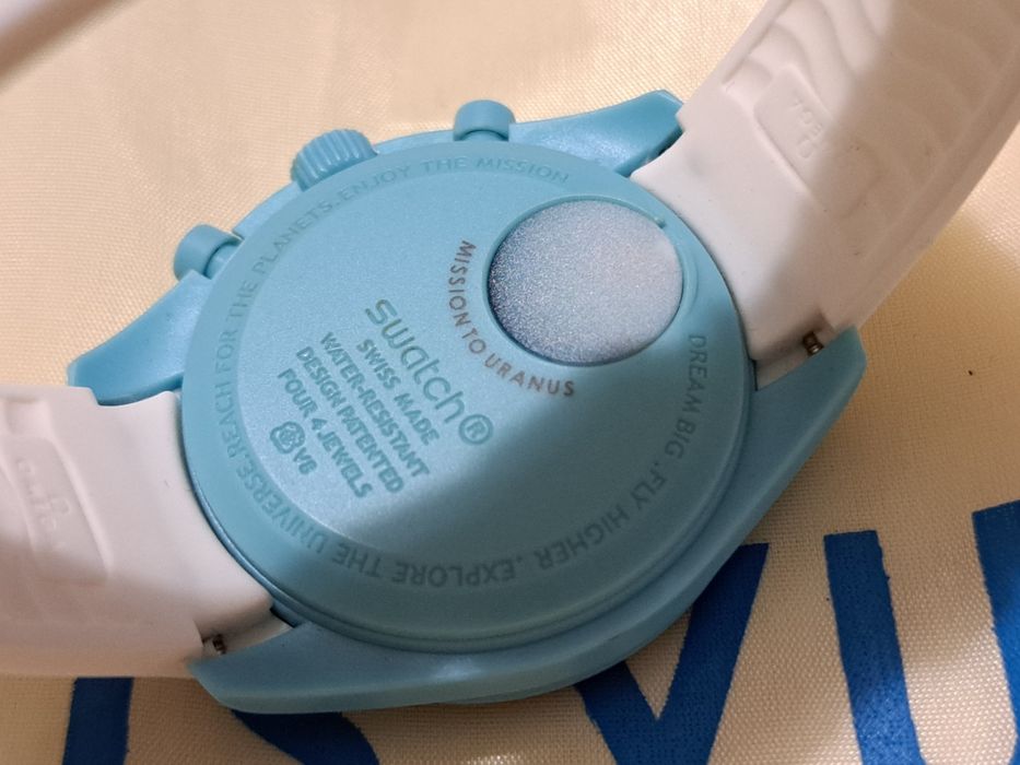 ceas OMEGA purtat