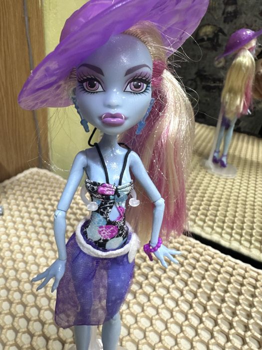 Продам куклу монстр хай!