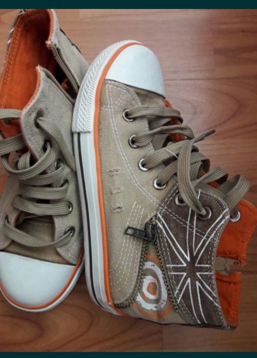 Adidași copii mărimea 33