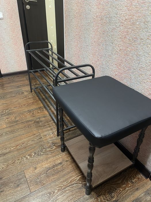 Продам полку для обуви и пуфик