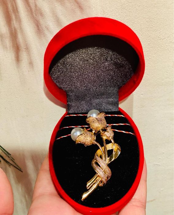 Martisoare traditioanale brose