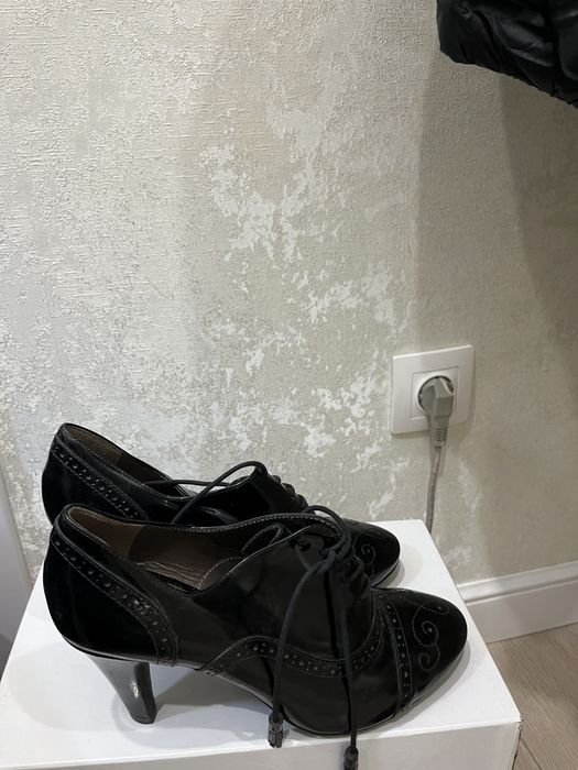 Продам обувь в отличном состоянии