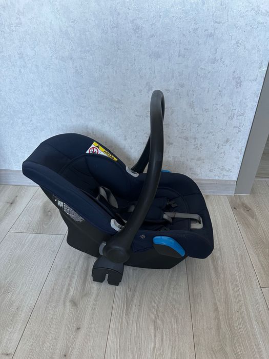 Продам автолюльку Anex Cross