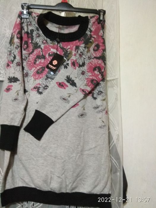Продается нарядная кофта