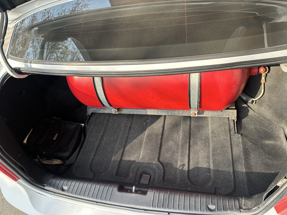 Variantga Lacetti sotiladi 1,8 motor