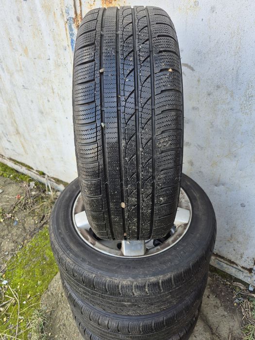 Vand 4 Anvelope TROCMAX,215/55/17,98V ,XL,Dot 27124