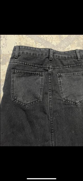 Продам юбку джинсовую,длина миди