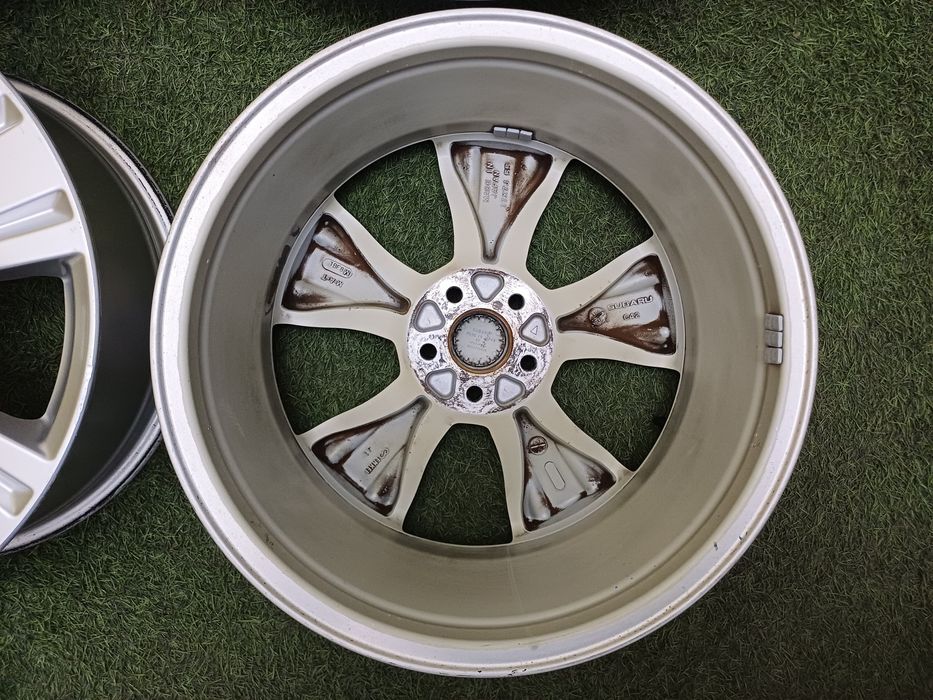 Диски R17 5×100 на Subaru.