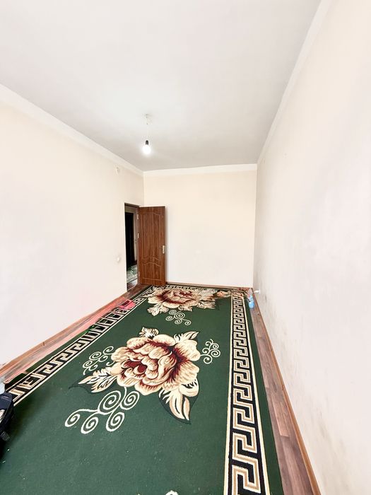 Termiz sh, vokzal TISU turist politsiya oldida 63,9 mkv, 2 xona