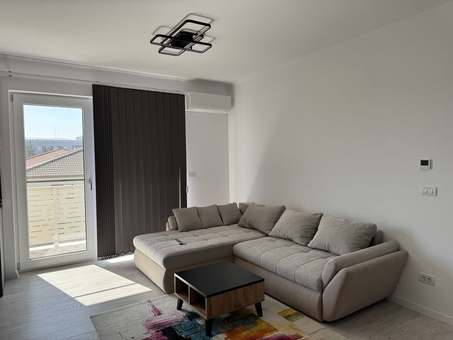 Inchiriez apartament cu 2 camere in Giroc zona ESO