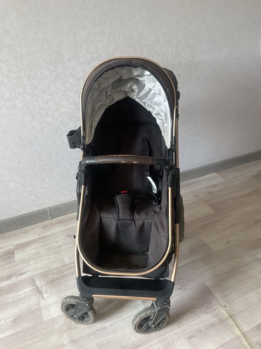 Продам коляску Beleco 3в1