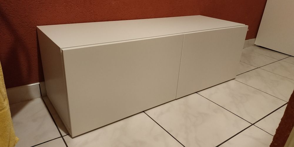 Comoda tv MDF Ikea, dulap cu sertare ce se deschid/inchid prin apăsare