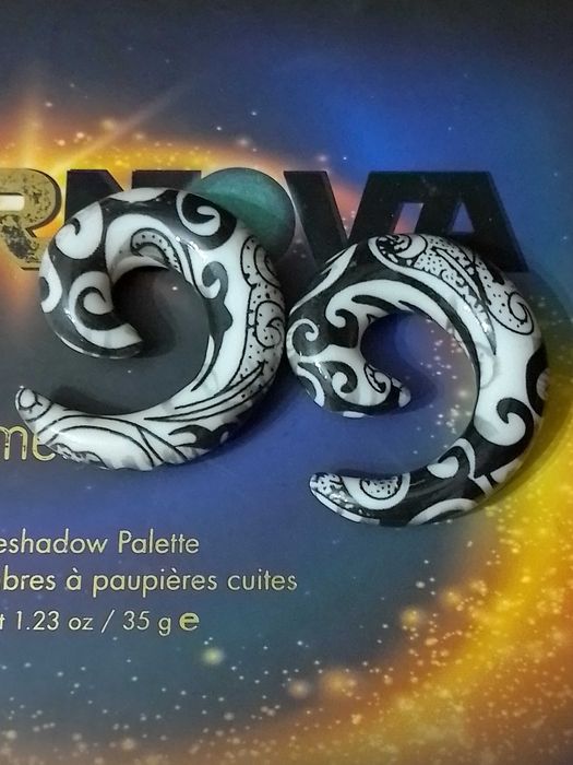 Разширители за уши, флеш.