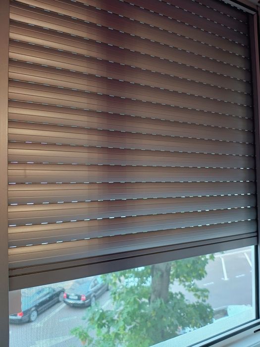 Geam balcon/ sufragerie cu rulou