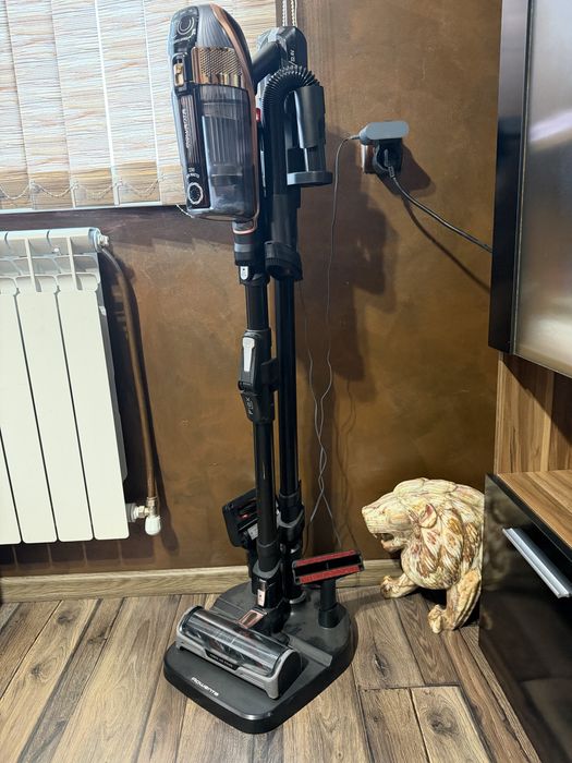 Вертикална прахосмукачка Rowenta X-Force Flex