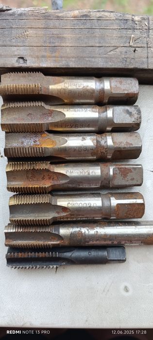 Лерки, метчики токарные