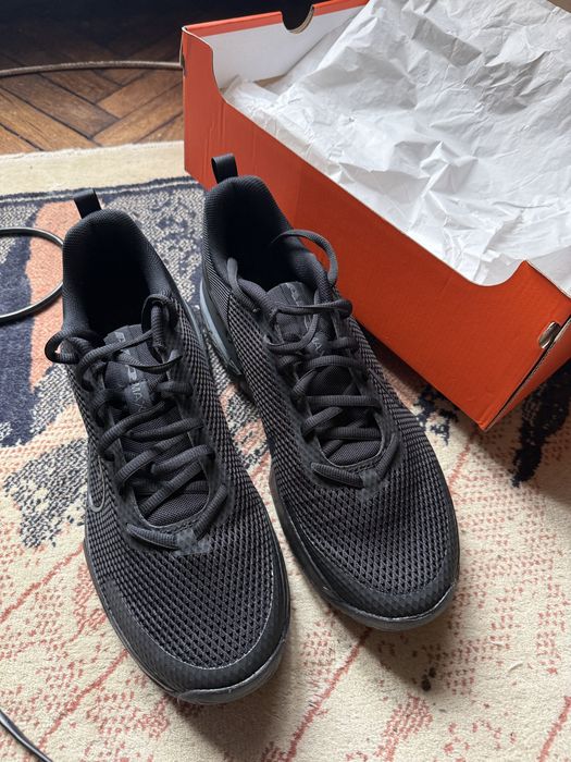 Чисто нови Air Max Nike черни