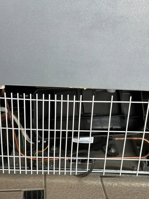 Artel xalodilnik sotiladi 4 oy ishlagan