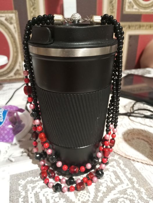 Бусы , бижутерия