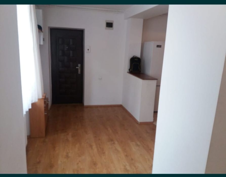 Vand apartament 3 camere la casă 108 mp utili. Exclus agenții