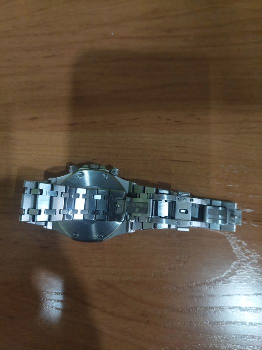 Продам часы мужские