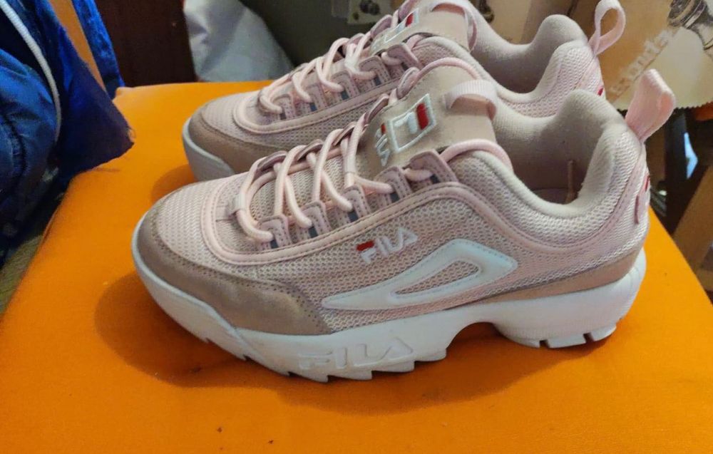 FILA DISRUPTOR 2 Маратонки Unusex размер 37 стават на 36, 36.5 и 37