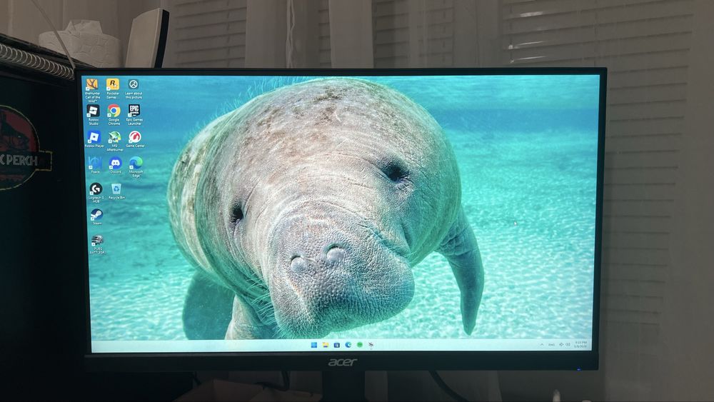 Продавам компютър