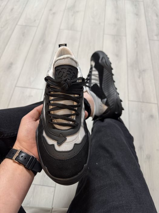 Adidasi Barbati OFF White Negru & Gri!